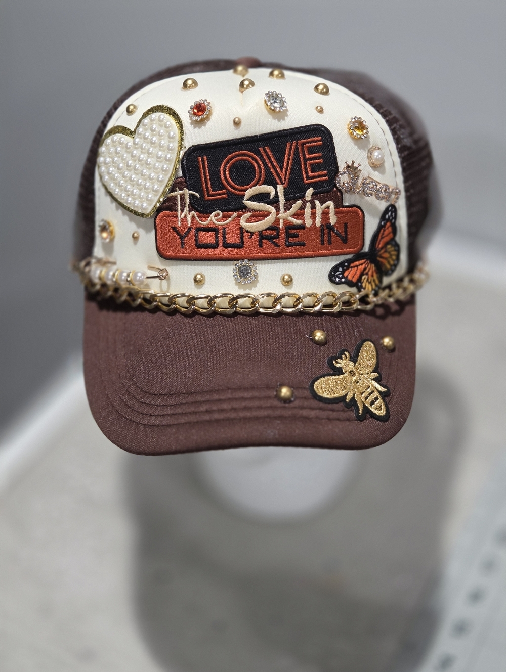 🦋Embellished Brown and White Women's Hat with Gold Accents